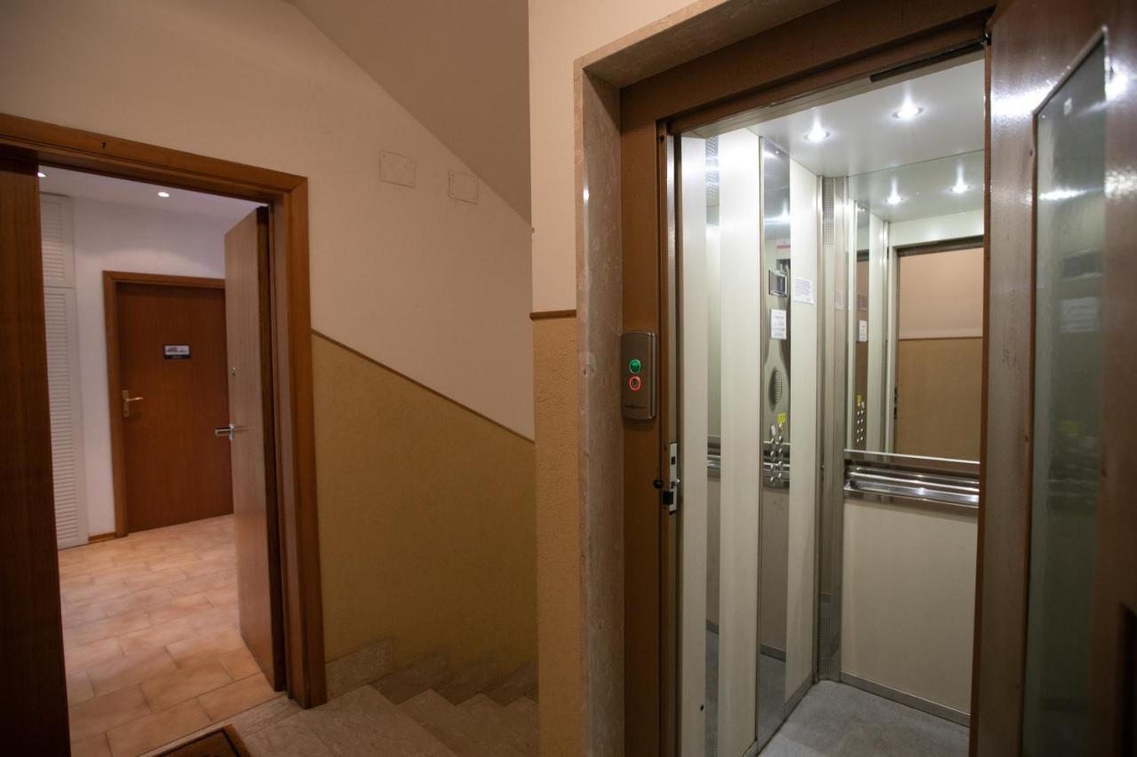 אסקולי פיצ'נו Mirea'S Rooms מראה חיצוני תמונה
